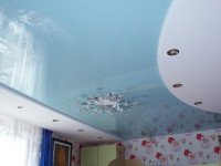 Натяжной потолок многоуровневый, глянцевый бело-голубой и матовый белый, фото 63